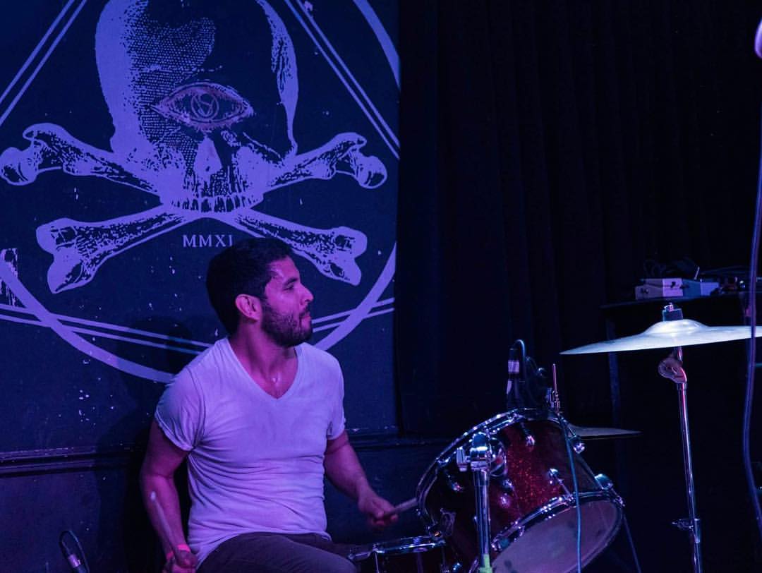 Lennyroy Robles photo 1